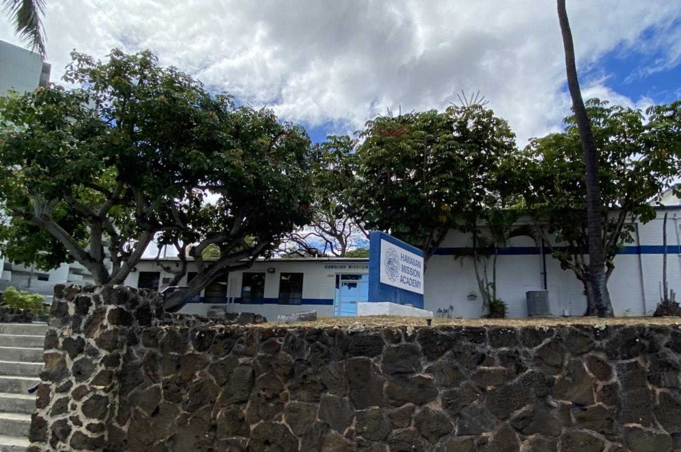 Hawaiian Mission Academy campus