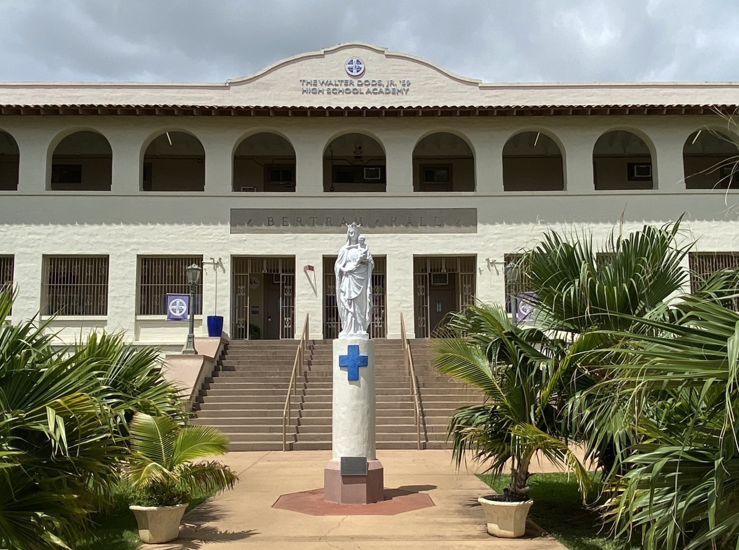 Saint Louis School Bertram Hall